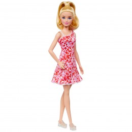 BARBIE FASHIONISTA DOLL... 2