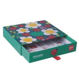 CAJA DE STICKERS MARIQUITA... 2
