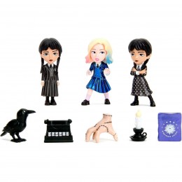 FIGURAS 7 CM CON ACCESORIOS...