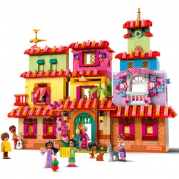 MÁGICA CASA MADRIGAL DISNEY... 2