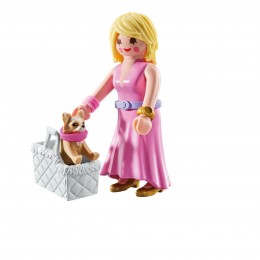 IT-GIRL WITH CHIHUAHUA... 2