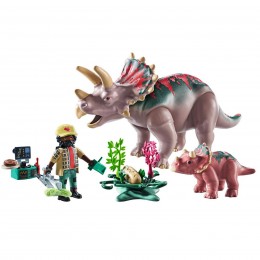 FAMILIA DE TRICERATOPS... 2