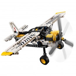 LEGO TECHNIC 42198 SMALL PLANE 2