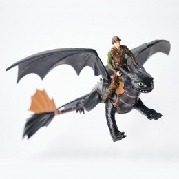 TOOTHLESS AND HICCUP FIGURE... 2