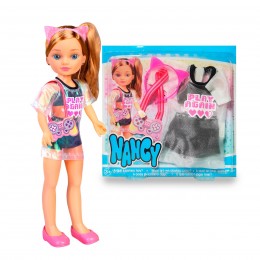 NANCY, A TRENDY LOOK DAY...