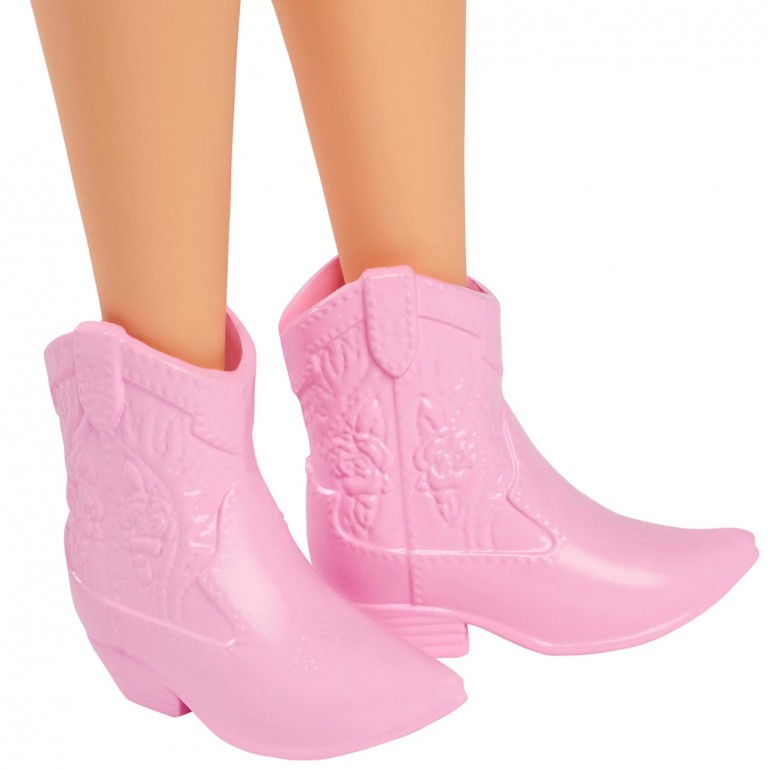 BARBIE FASHIONISTA DOLL IN... BARBIE FASHIONISTA DOLL IN...