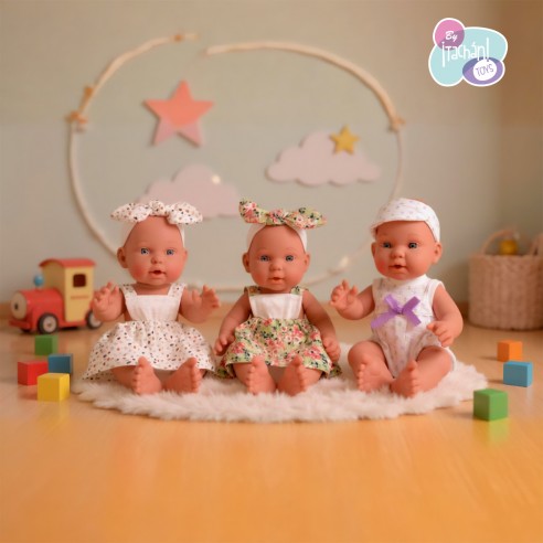 TACHAN – Muñeca Bebé De 26 Cm Con Ropita Y Accesorios – Modelos Surtidos – Resistente, Realista Y Educativa – A Partir De 2 Años