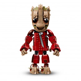 GROOT CON TRAJE DE... 2