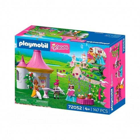MASKED BALL AT THE PLAYMOBIL PAVILION...