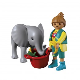 ZOO: BABY ELEPHANT AND... 2