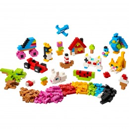 FULL-COLOR CREATIVE BRICKS... 2