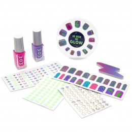 SCENTED NAIL MANICURE SET... 2