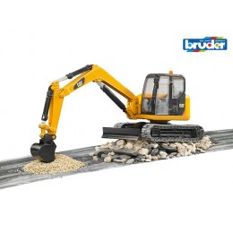 MINIEXCAVADORA CAT 02456...
