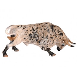 TORO BRAVO ENSABANADO...