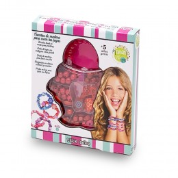 SET OF RED WOODEN BEADS TO...